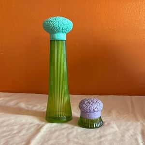 Avon Field& Flowers Bath Set